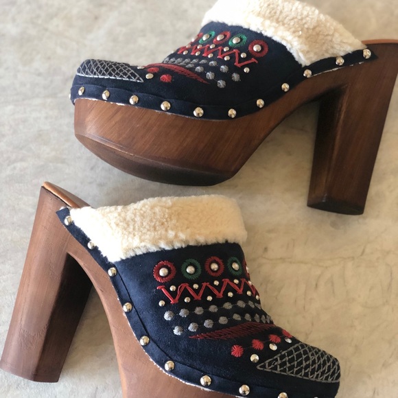 anthropologie clogs